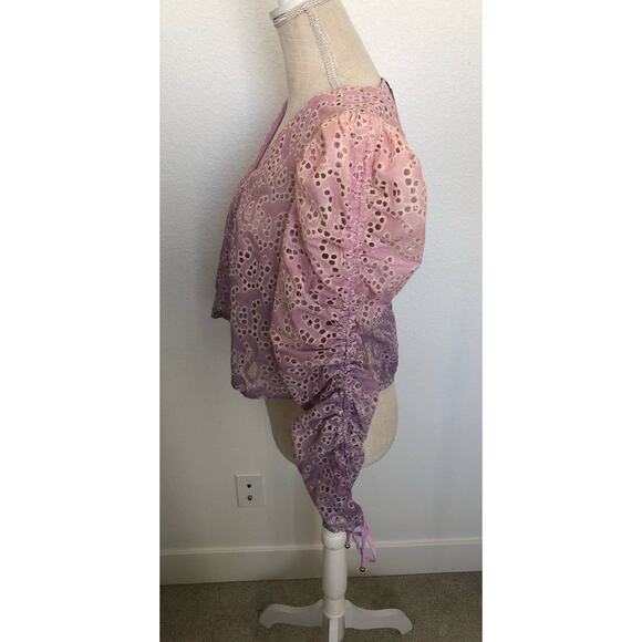 Elliatt Fiesta Eyelet Top in Lilac Ombre - S - Picture 3 of 4